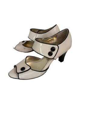 EuroSofft by Sofft Two Tone Patent Leather Mary Jane Heels Pumps Size 8